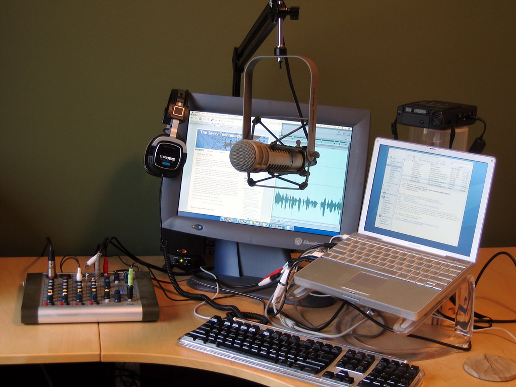 Postazione per la registrazione di un podcast